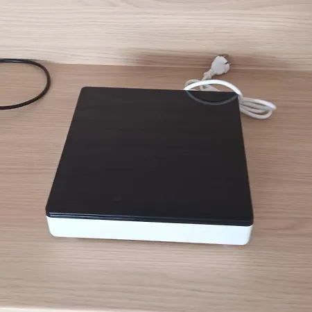 Zwirn 1 Izbovy Appartamento Bratislava