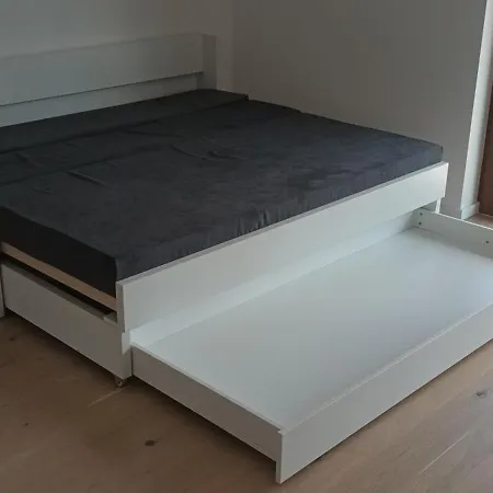 Zwirn 1 Izbovy Appartamento